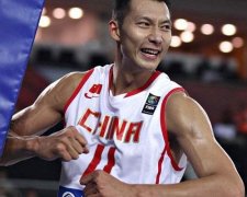 中国男篮不如女篮，薪水却很高