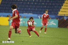 中国球员硕果仅存的感动！37岁老将6块腹肌，打遍国足甲A中超